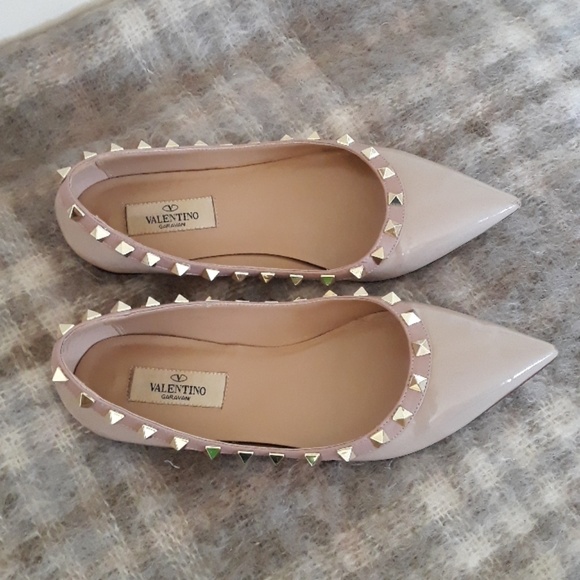 Valentino Garavani Shoes - Valentino Garavani Stud Flat